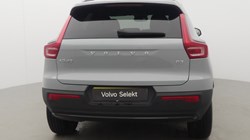 2025 (75) VOLVO XC40 2.0 B3P Plus Dark 5dr Auto 5886088