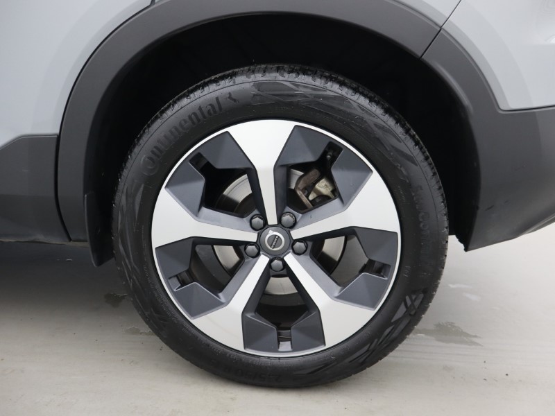 2025 (75) VOLVO XC40 2.0 B3P Plus Dark 5dr Auto 5886106