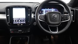 2025 (75) VOLVO XC40 2.0 B3P Plus Dark 5dr Auto 5886128