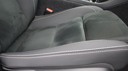 2025 (75) VOLVO XC40 2.0 B3P Plus Dark 5dr Auto 5886118
