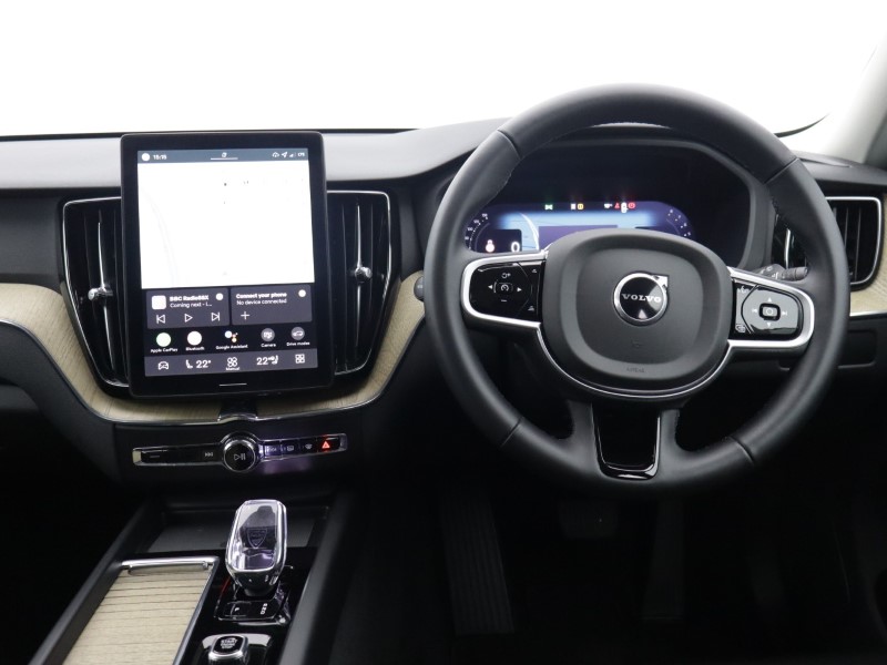 2025 (75) VOLVO XC60 2.0 B5P Plus Dark 5dr AWD Geartronic *VAT QUALIFYING* 5894358
