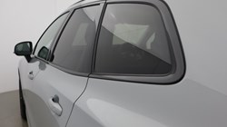 2025 (75) VOLVO XC60 2.0 B5P Plus Dark 5dr AWD Geartronic *VAT QUALIFYING* 5894333