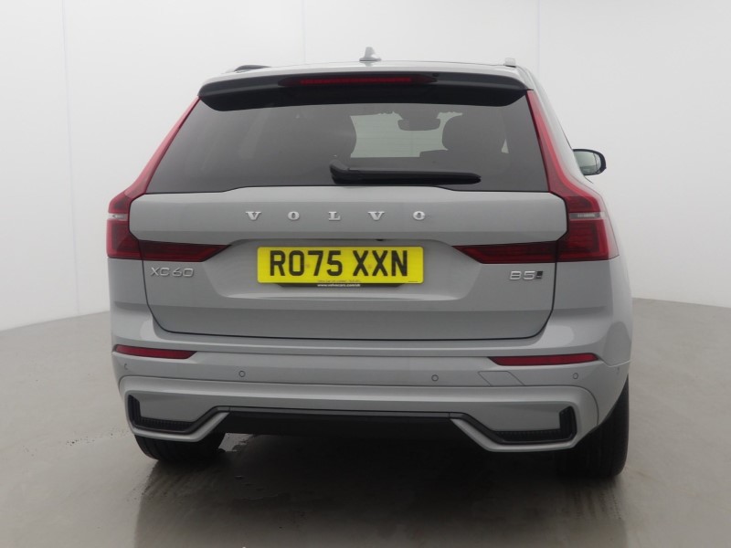 2025 (75) VOLVO XC60 2.0 B5P Plus Dark 5dr AWD Geartronic *VAT QUALIFYING* 5894315