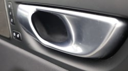 2025 (75) VOLVO XC60 2.0 B5P Plus Dark 5dr AWD Geartronic *VAT QUALIFYING* 5894341