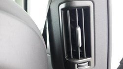 2025 (75) VOLVO XC60 2.0 B5P Plus Dark 5dr AWD Geartronic 5894997