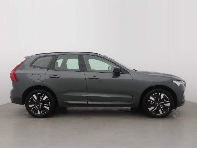 2025 (75) VOLVO XC60 2.0 B5P Plus Dark 5dr AWD Geartronic 5894960