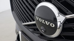 2025 (75) VOLVO XC60 2.0 B5P Plus Dark 5dr AWD Geartronic 5894966