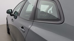 2025 (75) VOLVO XC60 2.0 B5P Plus Dark 5dr AWD Geartronic 5894975