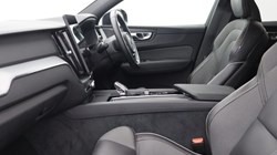2025 (75) VOLVO XC60 2.0 B5P Plus Black Edition 5dr AWD Geartronic 5907450