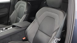 2025 (75) VOLVO XC60 2.0 B5P Plus Black Edition 5dr AWD Geartronic 5907462