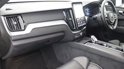 2025 (75) VOLVO XC60 2.0 B5P Plus Black Edition 5dr AWD Geartronic 5907463