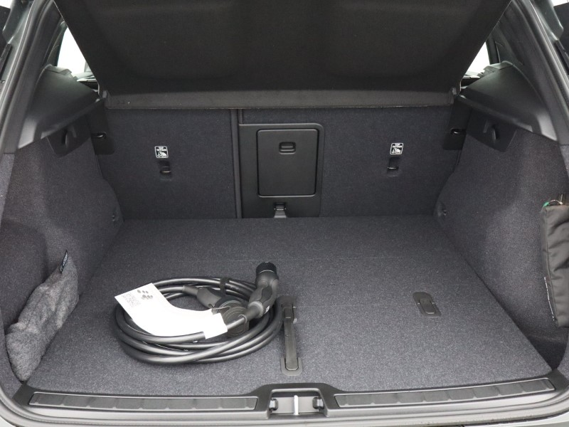 2026 (76) VOLVO EX40 300kW Twin Motor Plus 82kWh 5dr AWD Auto 5912522