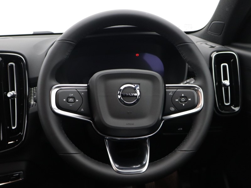2026 (76) VOLVO EX40 300kW Twin Motor Plus 82kWh 5dr AWD Auto 5912549