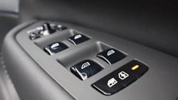 2024 (24) VOLVO XC90 2.0 T8 PHEV Ultra Dark 5dr AWD Geartronic 5879218