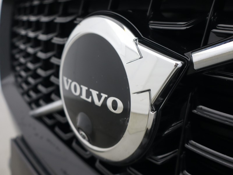 2024 (24) VOLVO XC90 2.0 T8 PHEV Ultra Dark 5dr AWD Geartronic 5879200