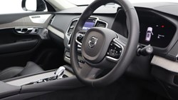 2024 (24) VOLVO XC90 2.0 T8 PHEV Ultra Dark 5dr AWD Geartronic 5879221