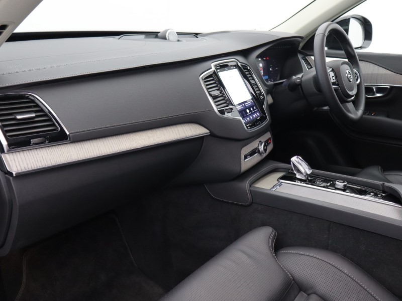 2024 (24) VOLVO XC90 2.0 T8 PHEV Ultra Dark 5dr AWD Geartronic 5879228