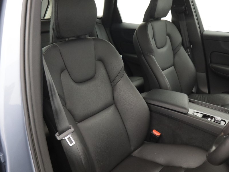 2018 (68) VOLVO XC60 2.0 T5 [250] Momentum Pro 5dr AWD Geartronic 5887681