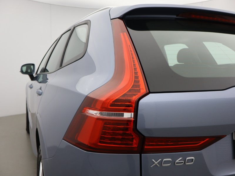 2018 (68) VOLVO XC60 2.0 T5 [250] Momentum Pro 5dr AWD Geartronic 5887660