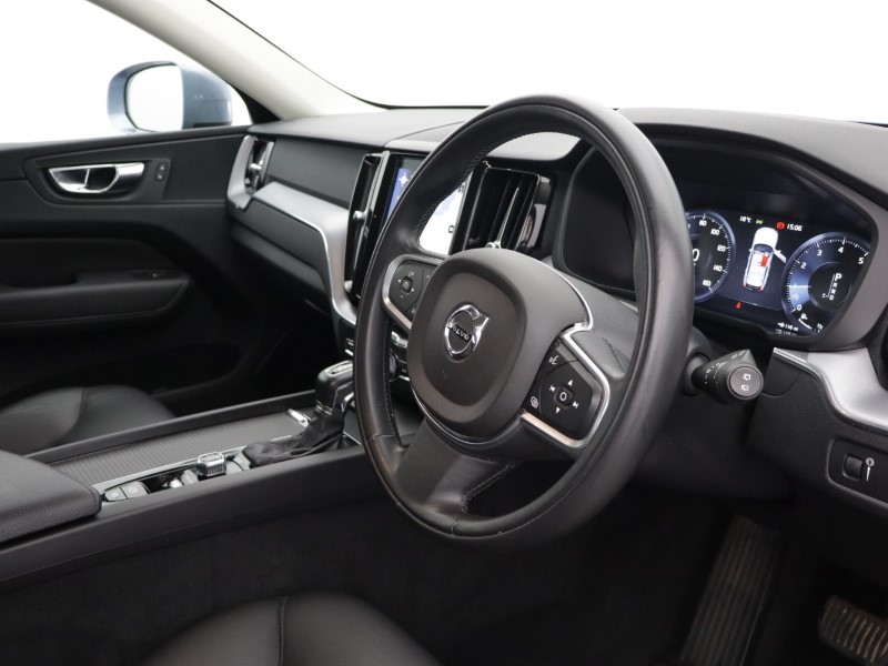 2018 (68) VOLVO XC60 2.0 T5 [250] Momentum Pro 5dr AWD Geartronic 5887678