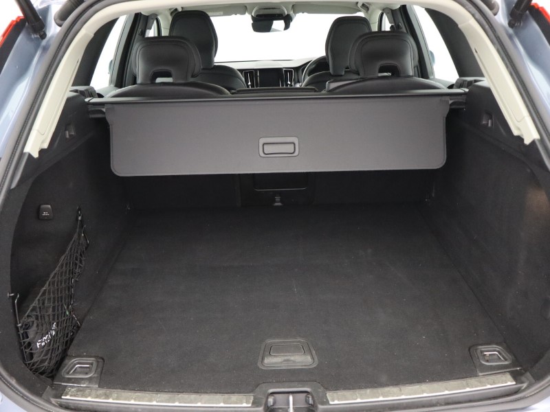 2018 (68) VOLVO XC60 2.0 T5 [250] Momentum Pro 5dr AWD Geartronic 5887663