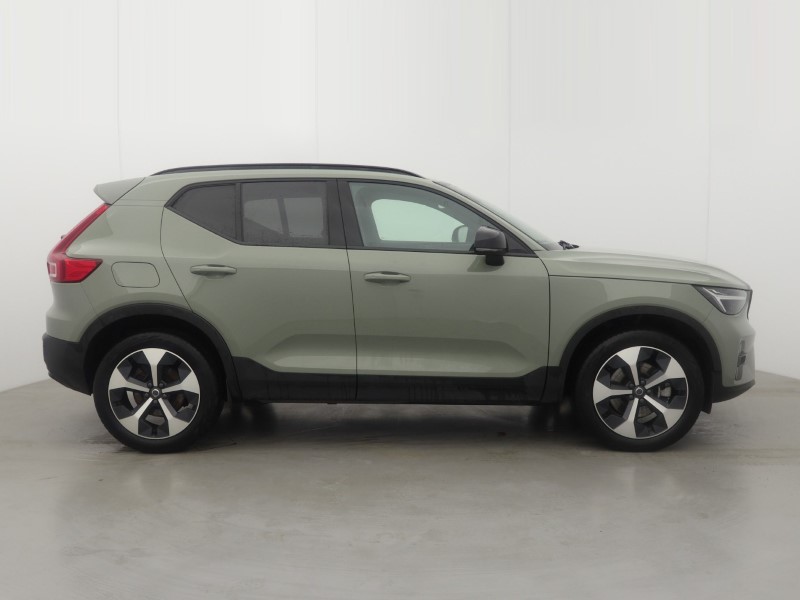 2025 (25) VOLVO XC40 2.0 B4P Plus Dark 5dr Auto 5919736