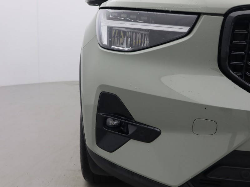 2025 (25) VOLVO XC40 2.0 B4P Plus Dark 5dr Auto 5919743