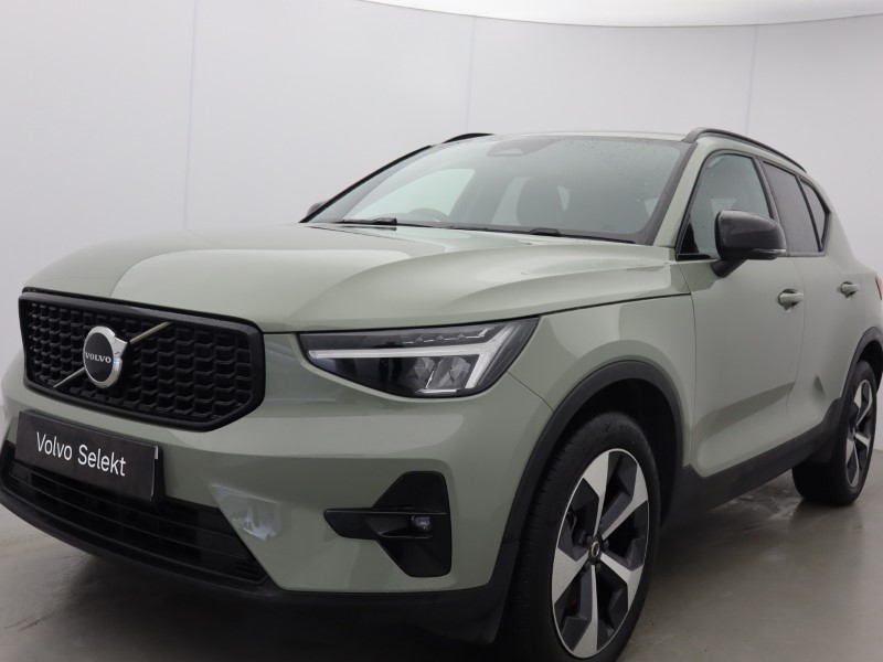 2025 (25) VOLVO XC40 2.0 B4P Plus Dark 5dr Auto 5919741