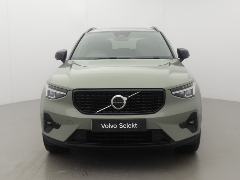 2025 (25) VOLVO XC40 2.0 B4P Plus Dark 5dr Auto 5919732