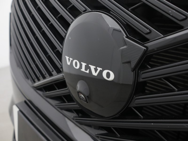 2026 (75) VOLVO XC90 2.0 T8 PHEV Ultra Black Ed 5dr AWD Geartronic 5946822