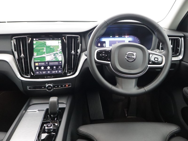 2025 (25) VOLVO V60 2.0 B4P Plus Dark 5dr Auto [7 speed] 5936689