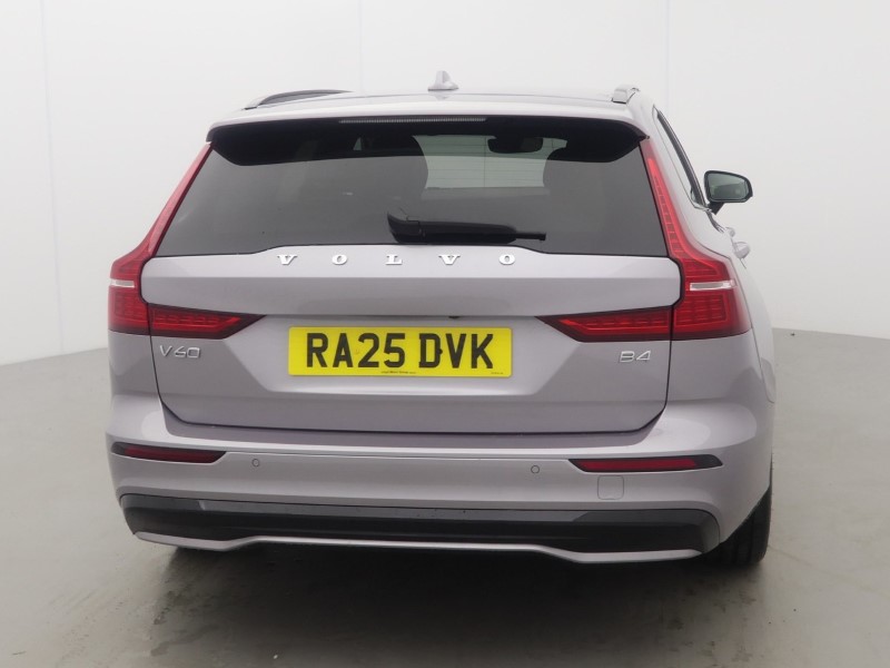 2025 (25) VOLVO V60 2.0 B4P Plus Dark 5dr Auto [7 speed] 5936648