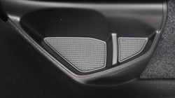 2026 (76) VOLVO XC40 2.0 B3P Plus Dark 5dr Auto *VAT QUALIFYING* 5968365