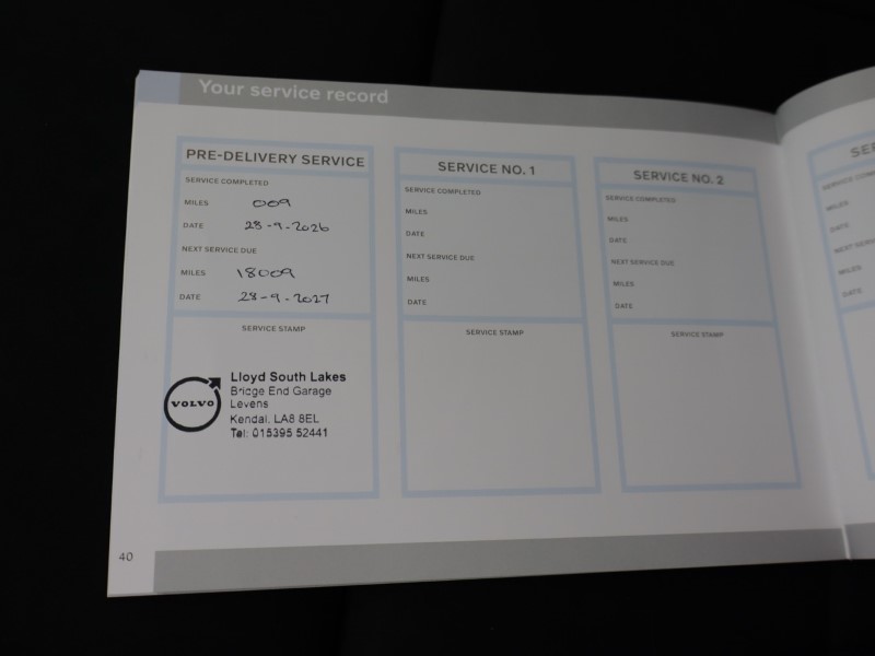 2026 (76) VOLVO XC40 2.0 B3P Plus Dark 5dr Auto *VAT QUALIFYING* 5968385