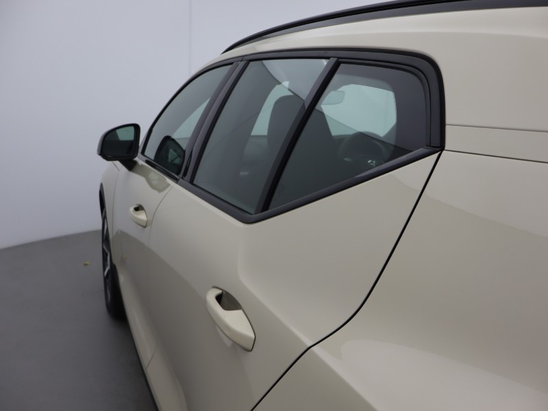2026 (76) VOLVO XC40 2.0 B3P Plus Dark 5dr Auto *VAT QUALIFYING* 5968347