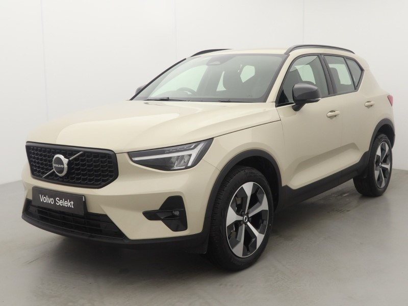 2026 (76) VOLVO XC40 2.0 B3P Plus Dark 5dr Auto *VAT QUALIFYING* 5968328