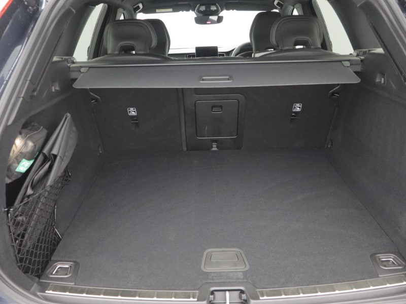 2026 (76) VOLVO XC60 2.0 B5P Plus Black Edition 5dr AWD Geartronic 5969911