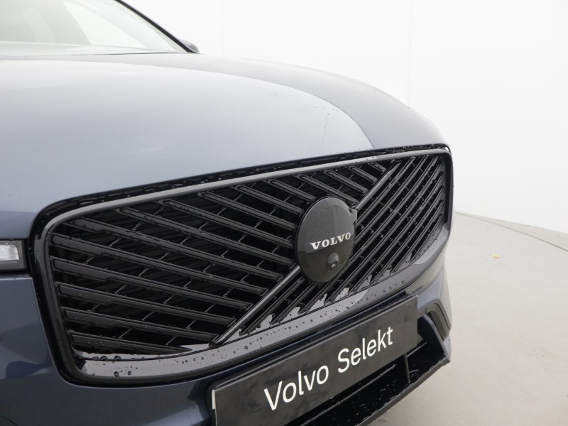 2026 (76) VOLVO XC60 2.0 B5P Plus Black Edition 5dr AWD Geartronic 5969903