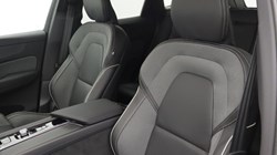 2026 (76) VOLVO XC60 2.0 B5P Plus Black Edition 5dr AWD Geartronic 5969928