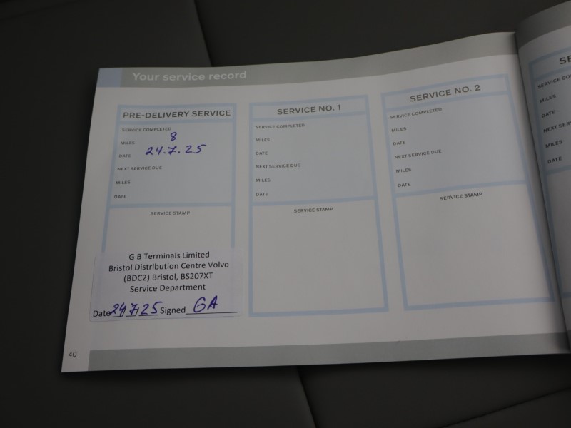2025 (25) VOLVO EX30 315kW TM Perf Cross Country Ultra 69kWh 5dr Auto 5989709
