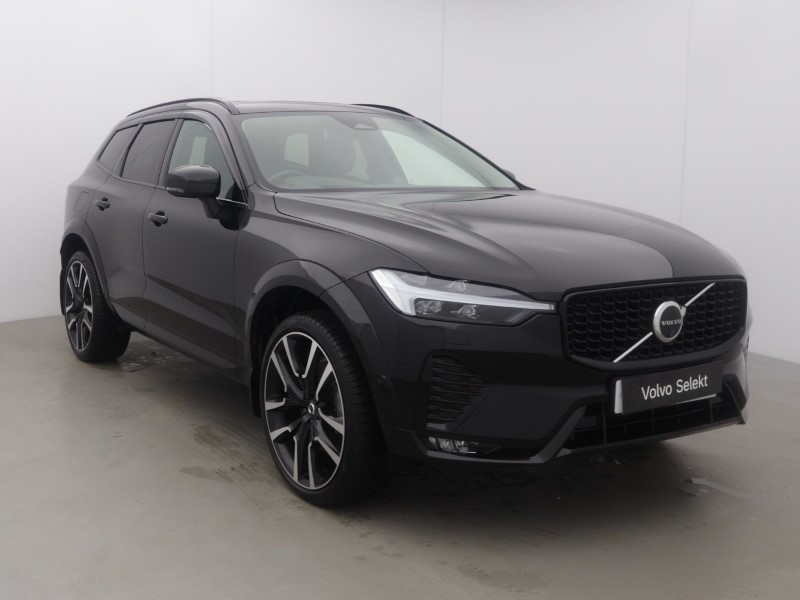 2025 (74) VOLVO XC60 2.0 B5P Ultra Dark 5dr AWD Geartronic