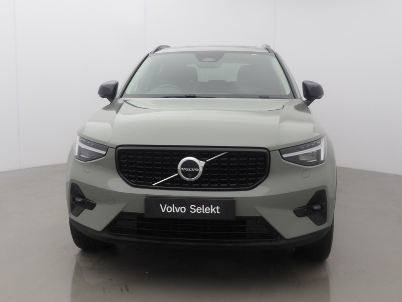 2025 (74) VOLVO XC40 2.0 B4P Ultra Dark 5dr Auto 5991581