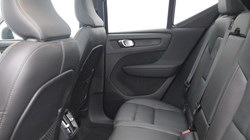 2025 (74) VOLVO XC40 2.0 B4P Ultra Dark 5dr Auto 5991603