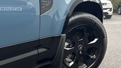 2024 (74) LAND ROVER DEFENDER 3.0 D250 X-Dynamic SE 90 3dr Auto 4828081