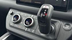 2024 (74) LAND ROVER DEFENDER 3.0 D250 X-Dynamic SE 90 3dr Auto 4828045