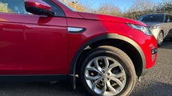 2018 (18) LAND ROVER DISCOVERY SPORT 2.0 TD4 180 HSE 5dr 4839027