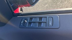 2018 (18) LAND ROVER DISCOVERY SPORT 2.0 TD4 180 HSE 5dr 4838998