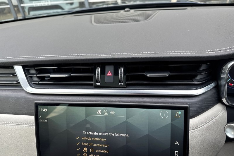 2023 (73) JAGUAR F-PACE 2.0 D200 R-Dynamic HSE Black 5dr Auto AWD 4867306