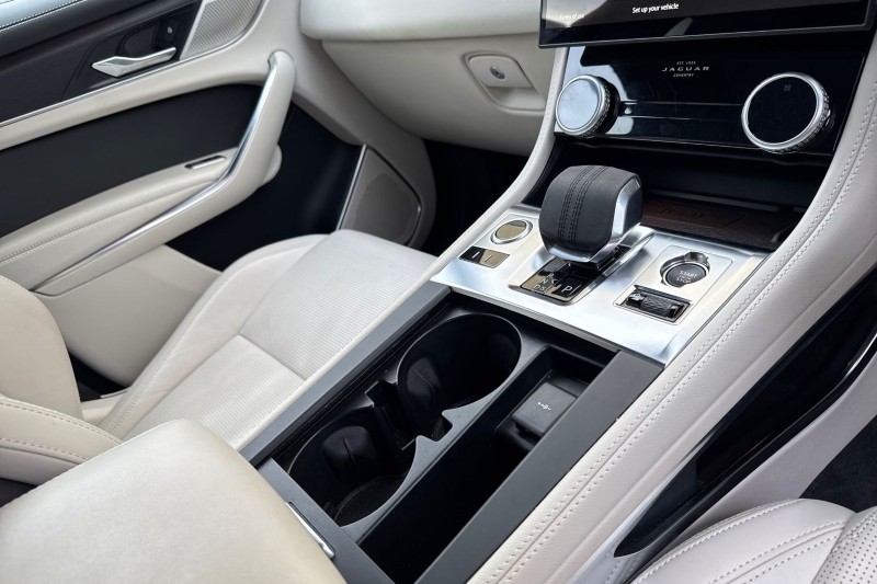 2023 (73) JAGUAR F-PACE 2.0 D200 R-Dynamic HSE Black 5dr Auto AWD 4867282