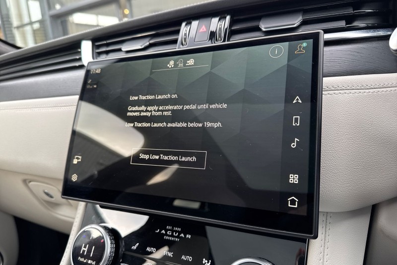 2023 (73) JAGUAR F-PACE 2.0 D200 R-Dynamic HSE Black 5dr Auto AWD 4867308